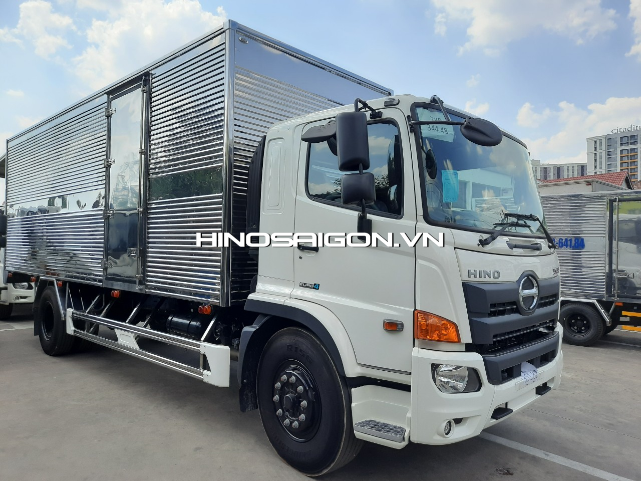 Hino FG8JP7A thùng kín tải trọng 8250kg