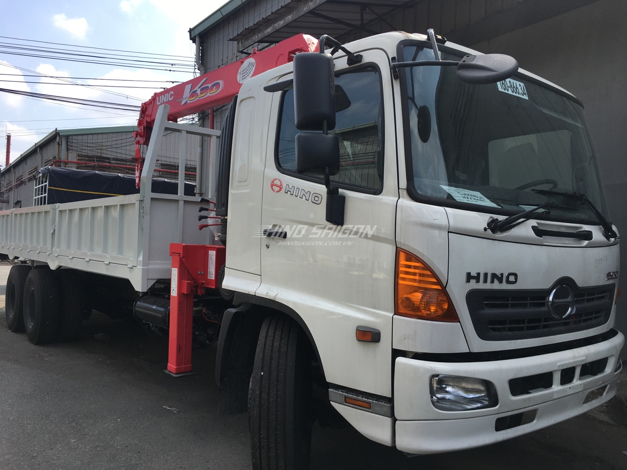 Hino FL8JPSL gắn cẩu unic URV634 tải trọng 13.5 tấn