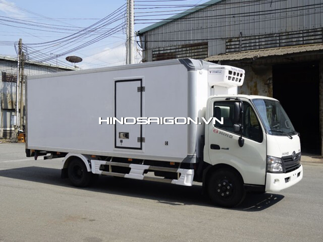 Giới thiệu về xe Hino 3 tấn rưỡi XZU720L – Thùng dài 5m2 | Thùng đông lạnh